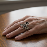 Anello vintage floreale in argento a strati
