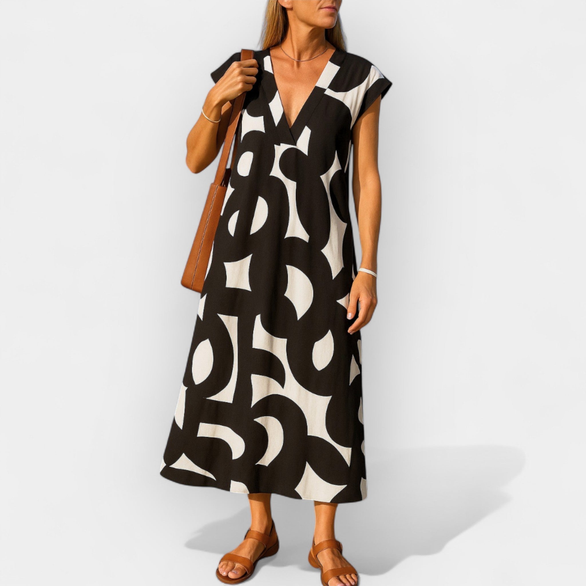 Hela – Abito elegante e leggero con scollatura a V