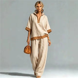 Set Vintage Femminile con Aspetto di Tela