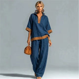 Set Vintage Femminile con Aspetto di Tela