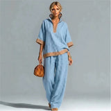 Set Vintage Femminile con Aspetto di Tela