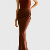 Abito Maxi Leona con Stile Top e Silhouette Allungata