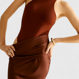 Abito Maxi Leona con Stile Top e Silhouette Allungata