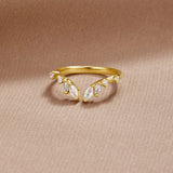 Mir - Anello con Cristalli e Vite d'Uva in Oro